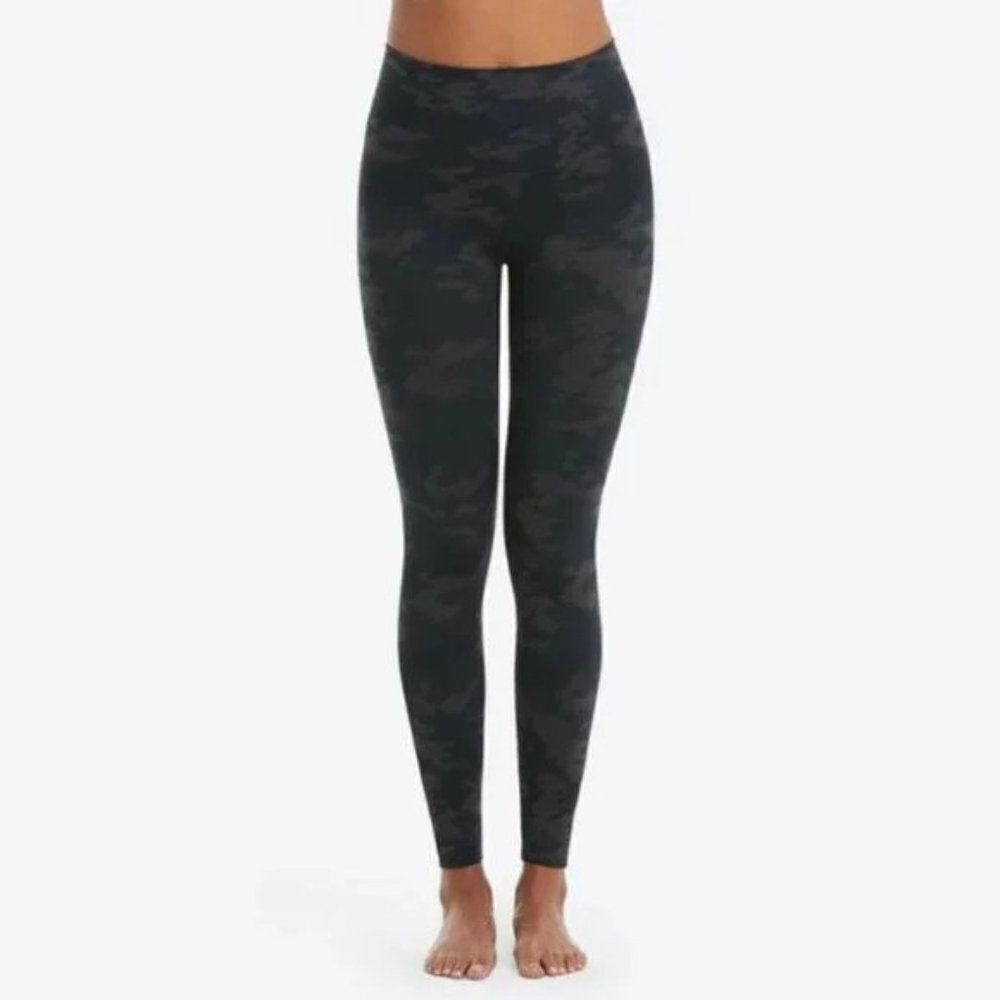 Spanx Look At Me Now Seamless High Waisted Camo Leggings - Picture 1 of 5